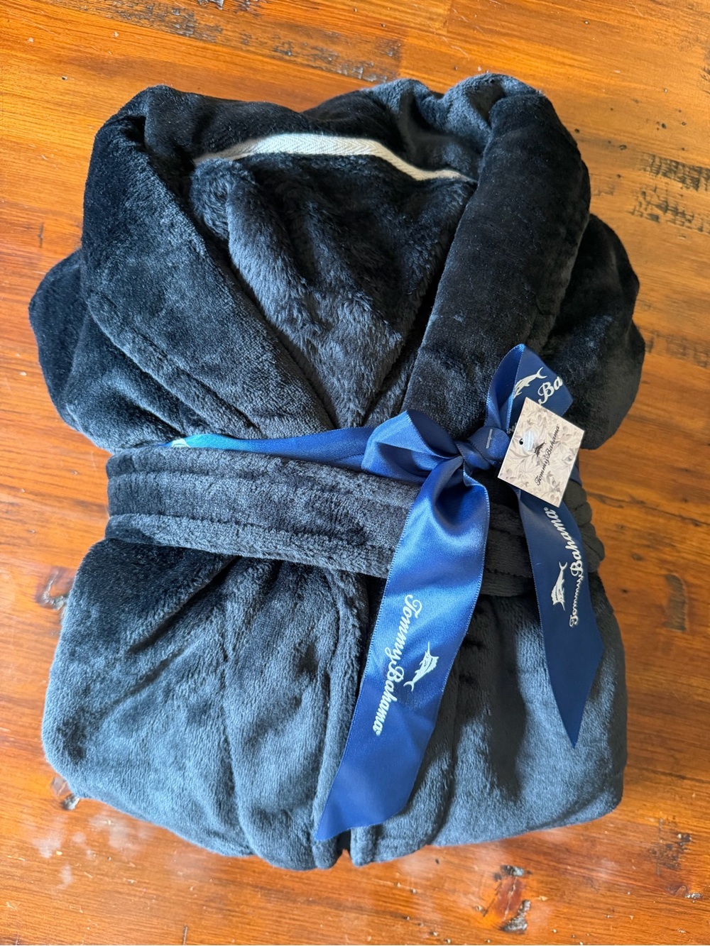Tommy Bahama Black Plush Robe Luxury Soft Bathrobe NWT